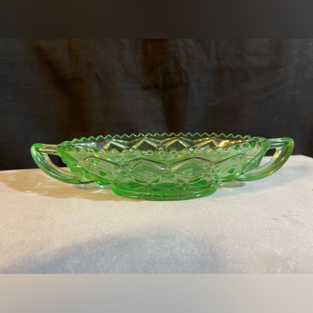 Imperial Glass Uranium 2 Handled Footed Relish Dish - Picture 2 of 4